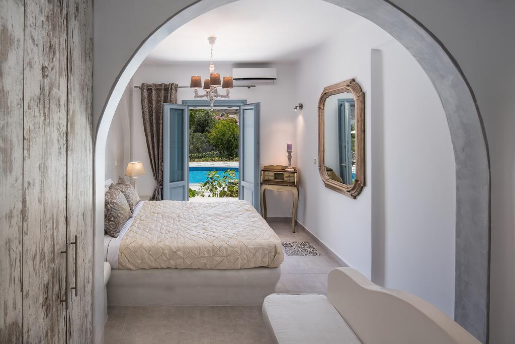 Felicity Luxury Villas Kamári エクステリア 写真